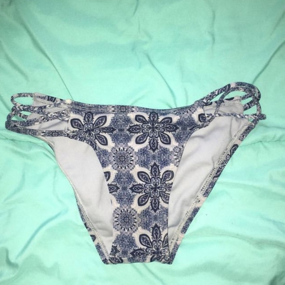 bikini bottoms